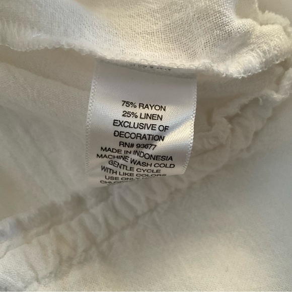 A.N.A Gauze Crochet Trim Blouse XL White Tie Waist Boho Peasant Cottage Romantic - Picture 8 of 8